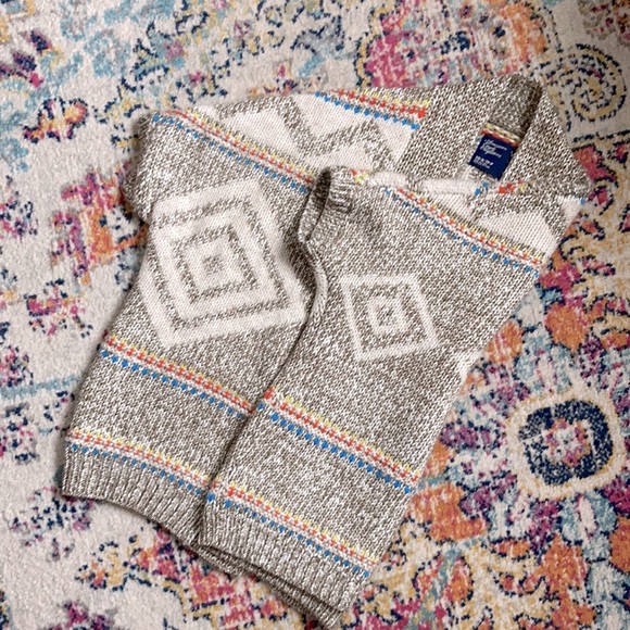 American Eagle XS/S short sleeved sweater - Picture 2 of 4